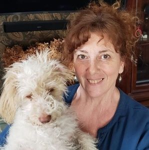 Meet your Posher, Laurie